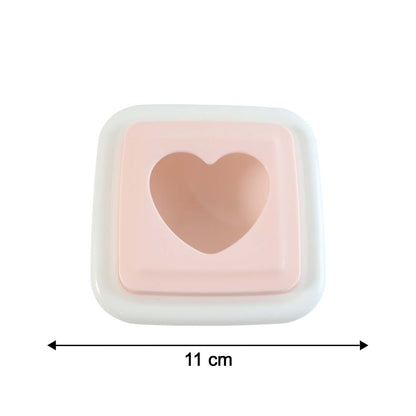 Top-down view of the pink and white heart-shaped sandwich cutter with an 11 cm measurement arrow.